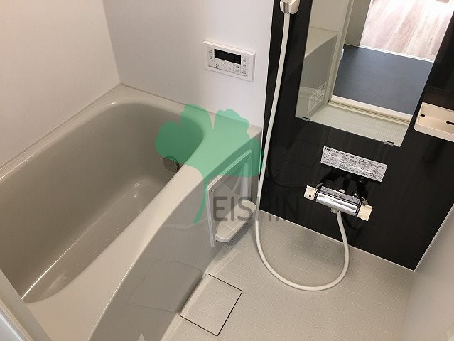 Rスクエア箱崎(アールスクエア箱崎)の浴室|清潔感のある浴室です！
