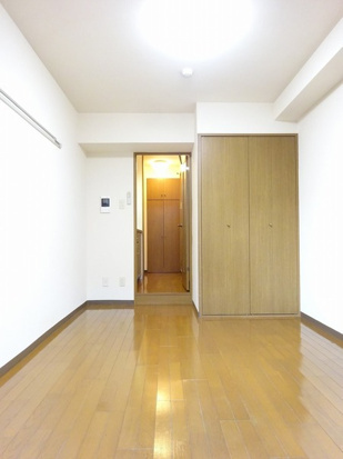 新宿区西落合２丁目の賃貸マンションの内装