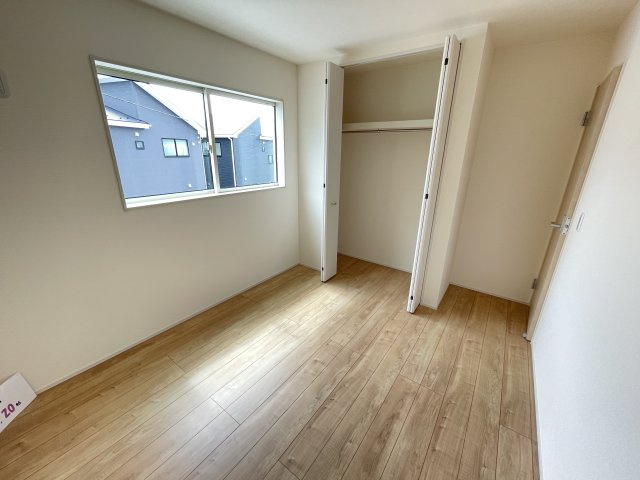 藤岡市下戸塚（全5棟）2号棟の洋室