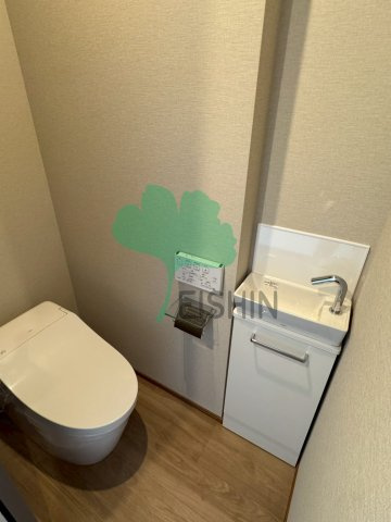 アルティザ博多ミッドシティのトイレ|清潔感のあるトイレです。