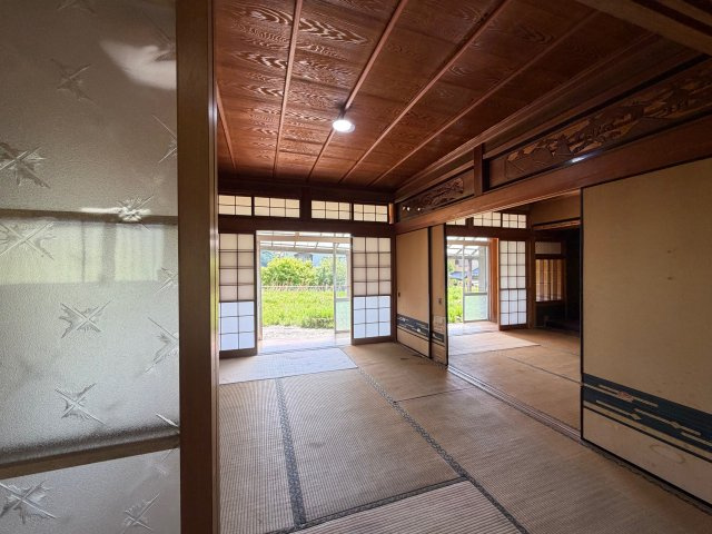 宇陀市榛原萩原　中古戸建の内装|昭和の趣が残る空間で特別なひとときを(^^)/