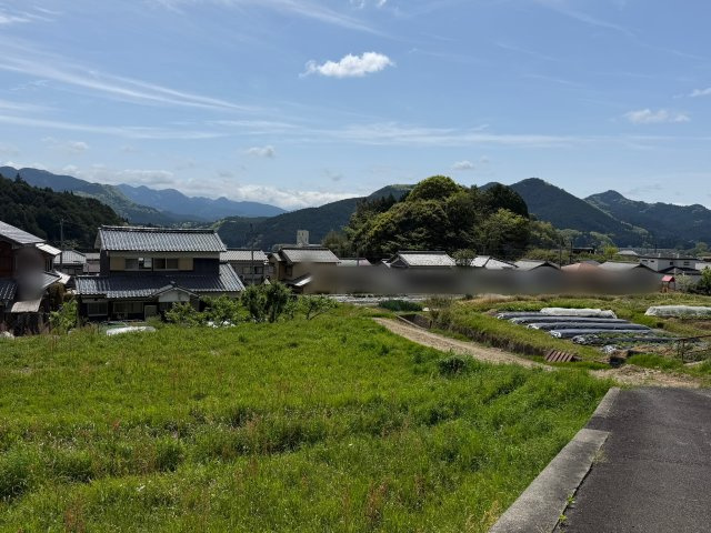 宇陀市榛原萩原　中古戸建の外観|田園風景に包まれるゆとりある暮らし!(^^)!