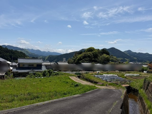 宇陀市榛原萩原　中古戸建の外観|★近鉄大阪線『榛原』駅まで徒歩約17分♪榛原駅までのバス停も家からすぐ♪針インターまで車で約15分圏内♪