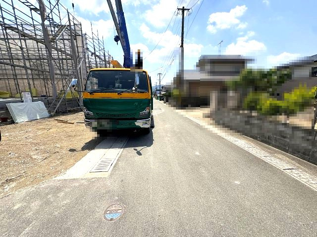 【その他】 | 糟屋郡須恵町須恵第4　2号棟（全3棟）【仲介手数料無料・0円】 | 現地写真。前面道路です。