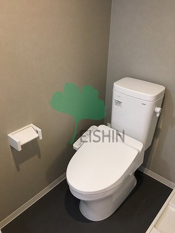 Rスクエア箱崎(アールスクエア箱崎)のトイレ|清潔感のあるトイレです。