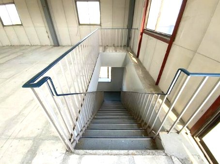 檜尾　店舗・事務所・倉庫の内装
