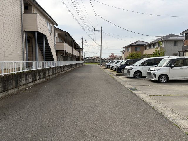 【前面道路含む現地写真】 | 児玉郡上里町藤木戸　中古戸建