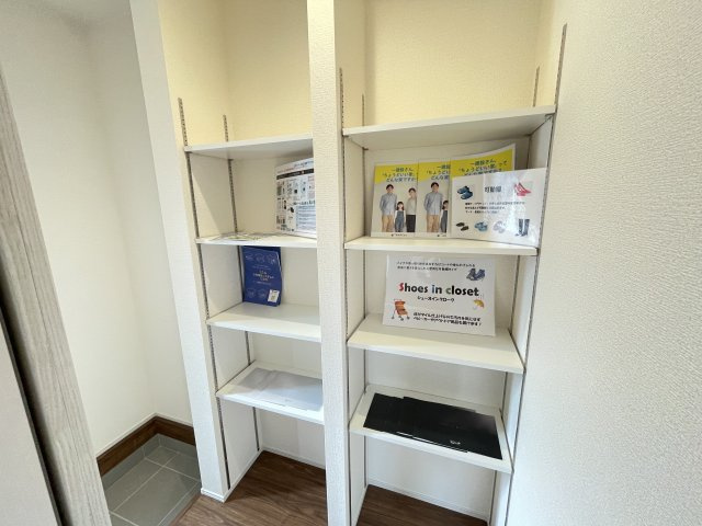 藤岡市下戸塚（全5棟）5号棟の玄関