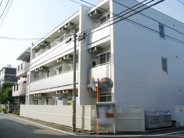 レオミノール明神町