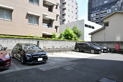 【駐車場】 | グランシャリオ国立