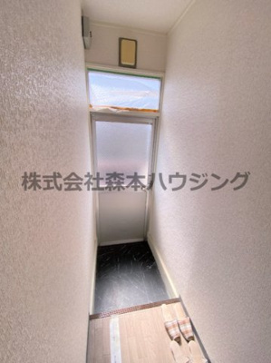 【玄関】 | 　仲マンション | 落ち着いた玄関です