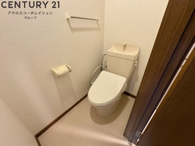 ゆったりとした空間のトイレです