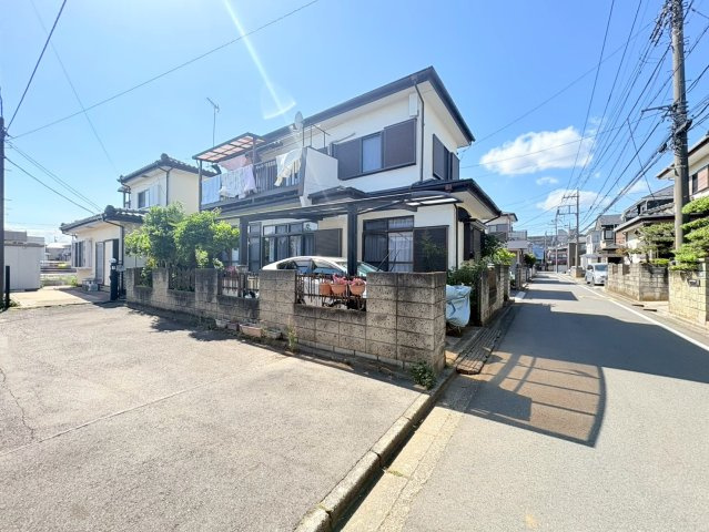 狭山市北入曽　建築条件なし売地　西武新宿線『入曽駅』徒歩21分　【御狩場小学区】の前面道路含む現地写真