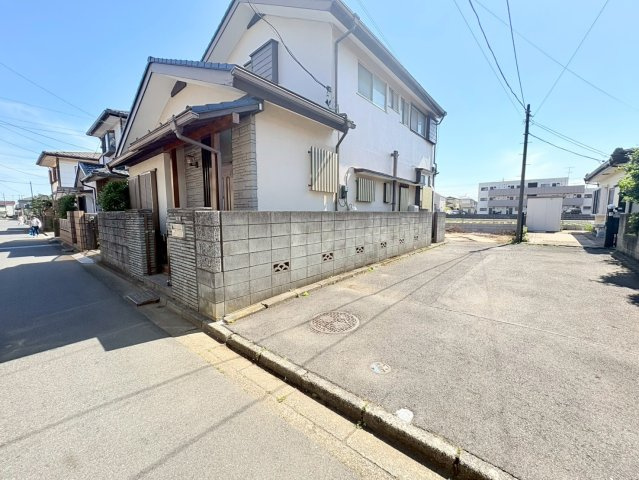 狭山市北入曽　建築条件なし売地　西武新宿線『入曽駅』徒歩21分　【御狩場小学区】の前面道路含む現地写真