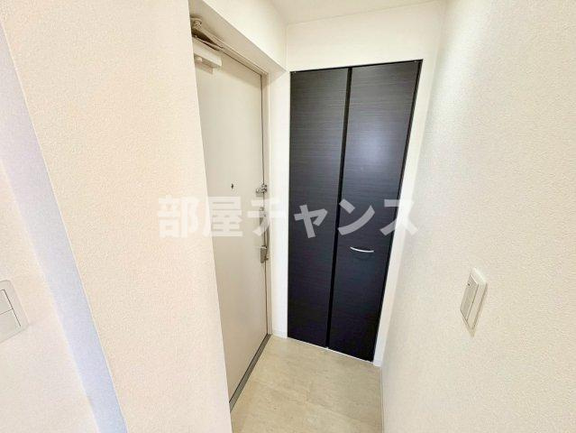 La casa alba dueの玄関