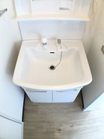 独立洗面化粧台付きでおすすめです！