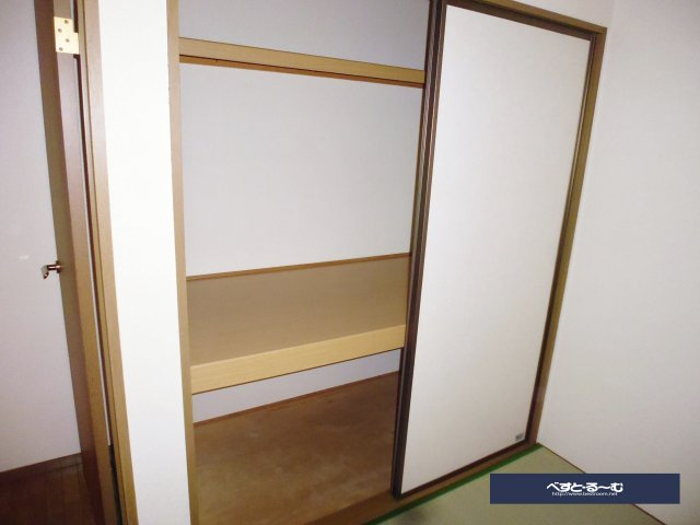 エステリーオD棟の収納|和室収納