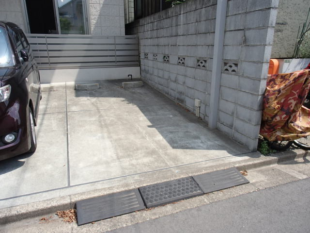 Ｇｌａｎｚ　Ｆｕｋａｓａｗａの駐車場