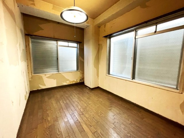 ◆阪急西向日駅徒歩７分◆ペット可◆スーパー徒歩１分◆無料専用駐車場付き◆ヴィーヴル向日の洋室|２０７号室　