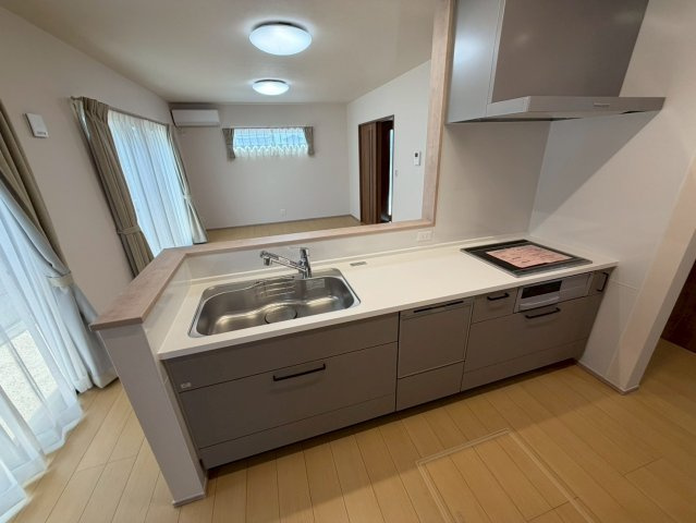丸亀市中府町４丁目　新築オール電化住宅のキッチン