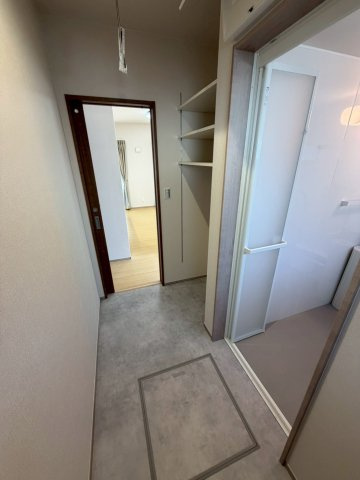 丸亀市中府町４丁目　新築オール電化住宅の洗面所