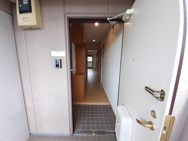キャッスルタルイ壱番館Ａの玄関|玄関