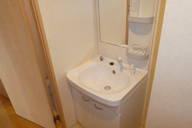 ユーミー老松の独立洗面台|シャンプードレッサー