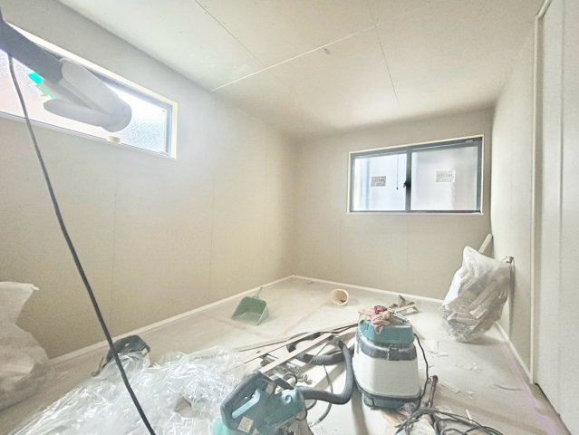 板橋区大谷口1丁目　新築戸建　残1棟の洋室|2026.09.04撮影

現地ご見学希望・資料請求などお気軽にお問い合わせ下さい！
03-5990-5201