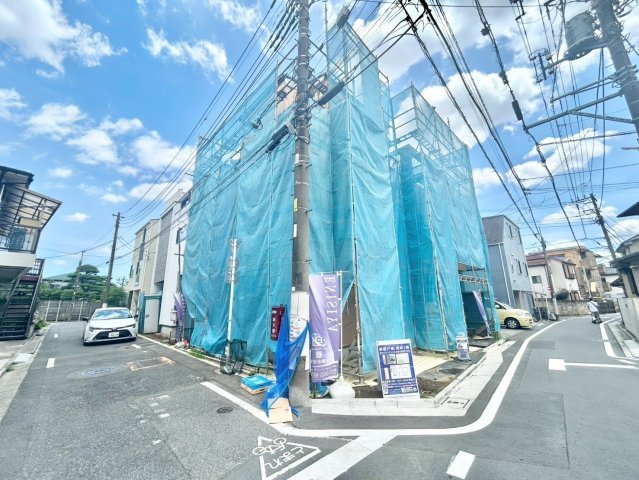 板橋区大谷口1丁目　新築戸建　残1棟の外観|2026.05.23撮影

現地ご見学希望・資料請求などお気軽にお問い合わせ下さい！
03-5990-5201