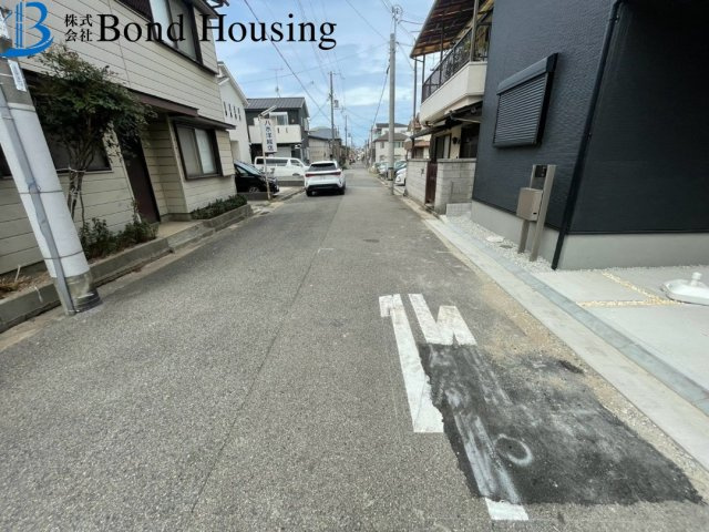 JR明石駅徒歩15分　WIC付　明石市材木町　新築戸建ての洋室