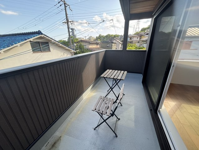 住吉山手９丁目一戸建のバルコニー