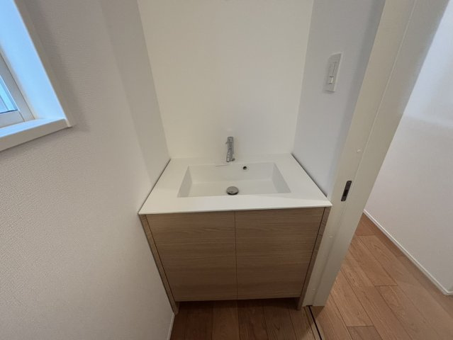 住吉山手９丁目一戸建のトイレ|手洗い