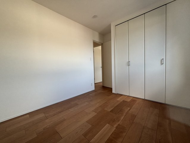 住吉山手９丁目一戸建の洋室