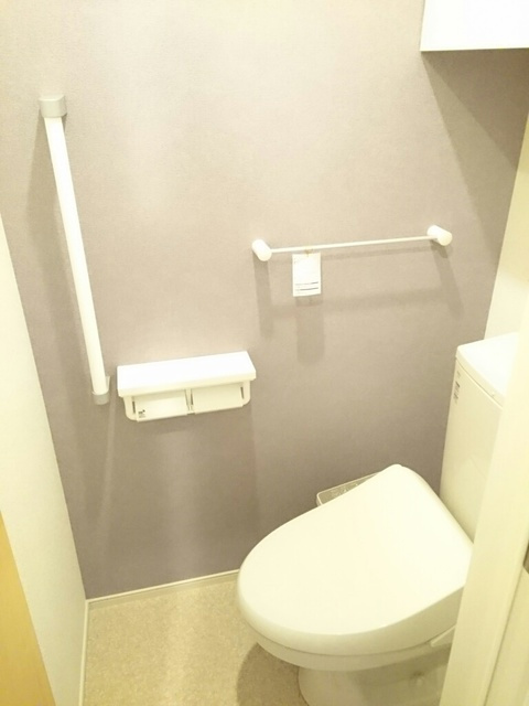 グランドールのトイレ|ゆったりとした空間のトイレです