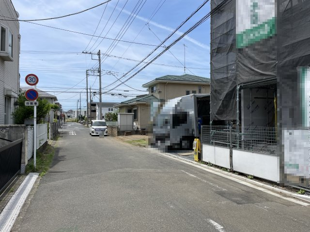 【前面道路含む現地写真】 | 深谷市緑ヶ丘第3期　クライン　新築戸建　全1棟　