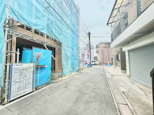 板橋区大谷口1丁目　新築戸建　全2棟の外観|2026.04.29撮影

現地ご見学希望・資料請求などお気軽にお問い合わせ下さい！
03-5990-5201