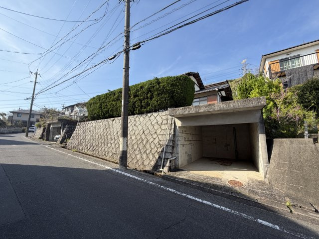 【前面道路含む現地写真】の画像