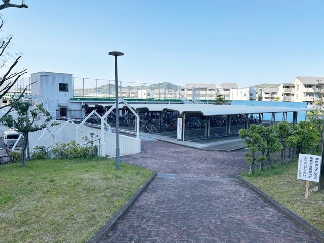 【駐輪場】の画像