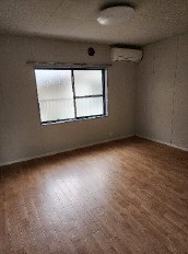 南別府4丁目貸家の洋室