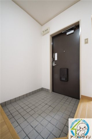 コーポ久兼の玄関|※類似写真