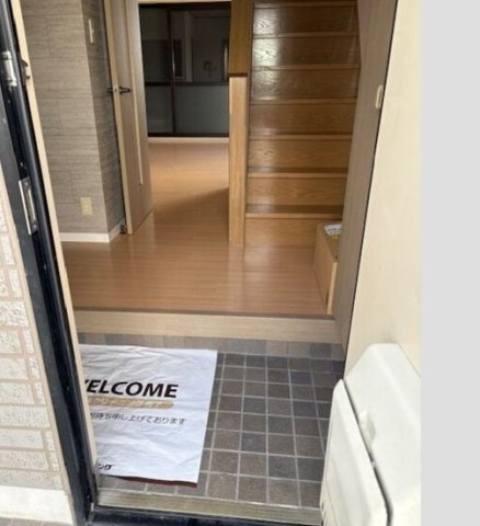 パルティーダB棟の玄関
