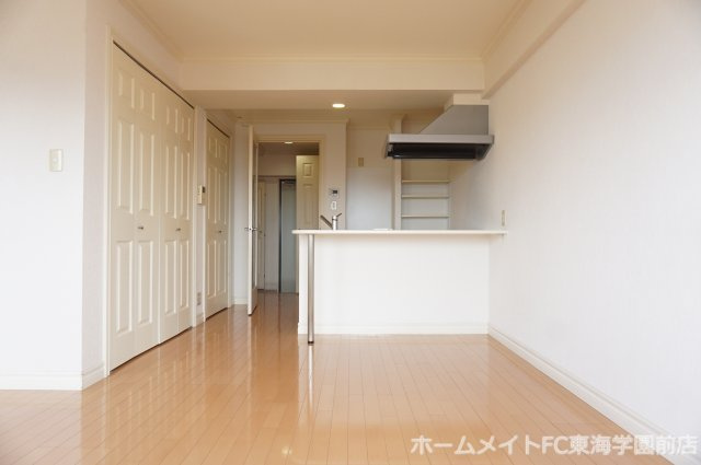 合志市幾久富の賃貸マンションの居間・リビング