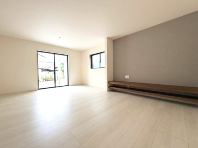 岸和田市磯上町新築1号棟の居間・リビング