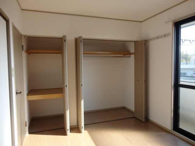 パルティーダB棟の収納