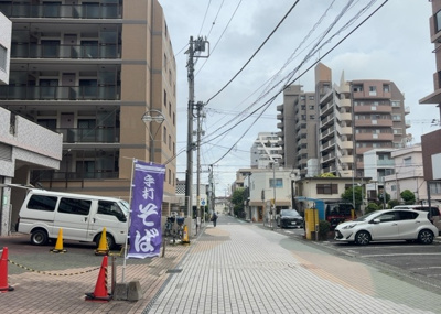 【展望】 | ライオンズプラザ淵野辺 | 眺望を気にして物件を探す場合、前面に建物が建っていないか現地で確認しましょう！前面に建物があると景色はもちろん、日当たりや風通しにも影響が出てきます。住んだ時のことを想像しながら現地見学をしましょう。