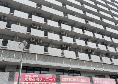【バルコニー】 | ライオンズプラザ淵野辺 | 一般的なバルコニーは、奥行1.5ｍ程ですが、ワイルドバルコニーは2ｍまで広がっています。そのため洗濯物の間隔をあけ干すことができ、乾きやすいというメリットや、ガーデニングが楽しめる等の特徴があります。