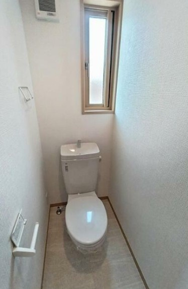 リトルガーデン北千住のトイレ