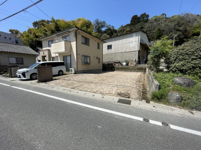 三滝本町2丁目　土地の外観|ＪＲ可部線「三滝駅」徒歩3分！前面道路南東向き、陽当たりと風通しのよい立地です。