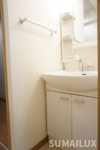 熊本市中央区新屋敷２丁目の賃貸マンションの独立洗面台