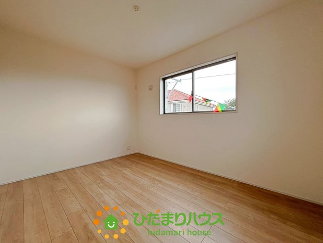南羽生駅Ⅱ　新築一戸建て　01　リーブルファインの洋室|6帖の洋室です！